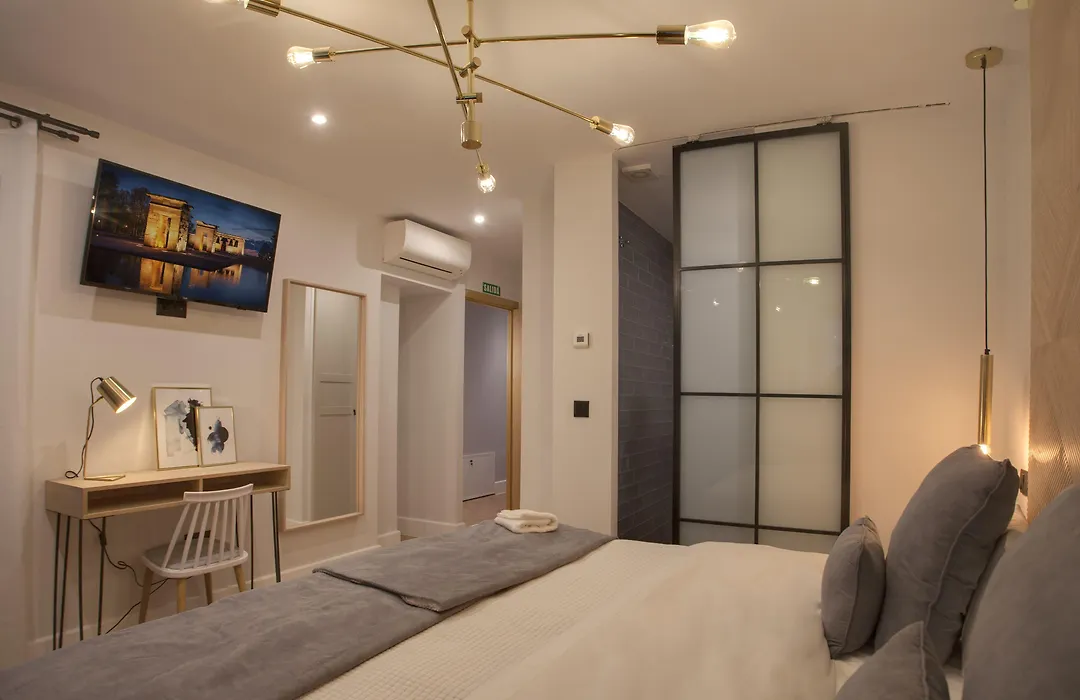 Suites You Soho-1
